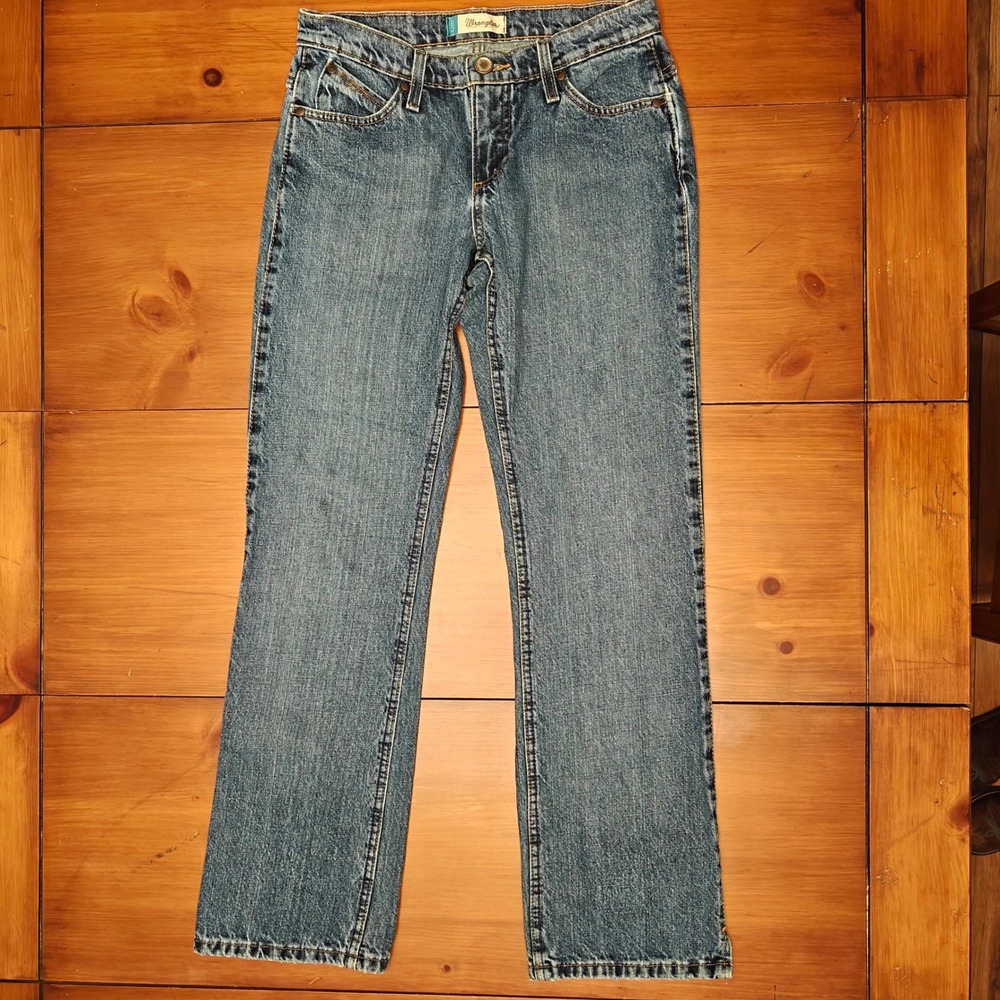 Wrangler Straight Leg Women's 6 Jeans Medium Wash Vintage Western Boho Casual